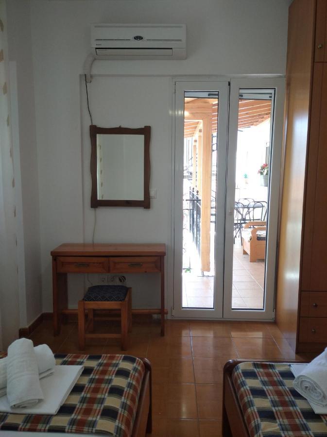 Villa Vasili Skiathos-Stadt Exterior foto